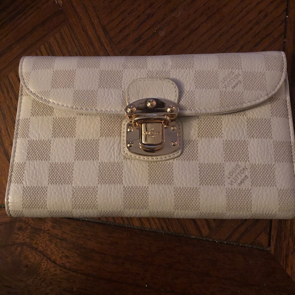 Louis Vuitton Wallet